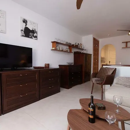 Parque Santiago Iii 207 - Studio Apartment *